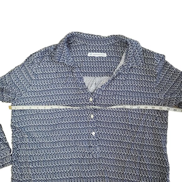 Southern Tide Women's Button-Up Shirt - Blue & White Geometric Print Soft & Bree - Picture 6 of 7